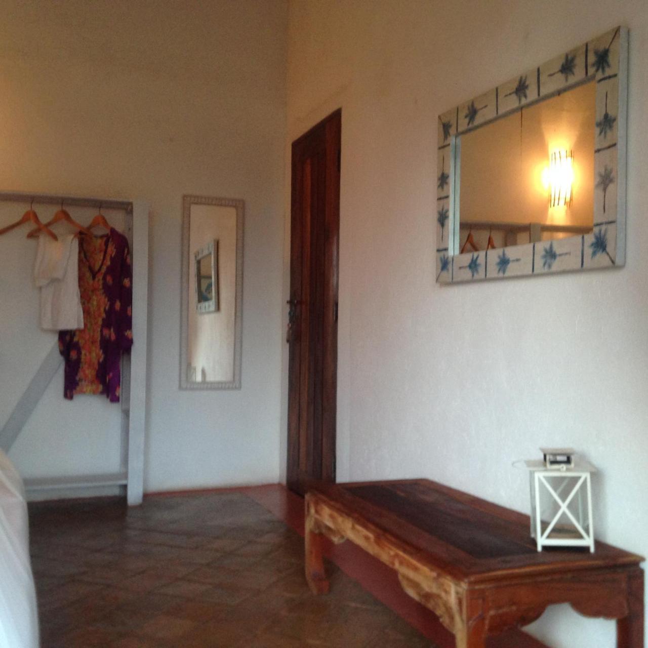 Espelho Bahia Blue House Bed and Breakfast Praia do Espelho Exteriör bild